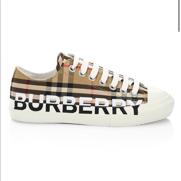 Authentic Burberry Larkhall Vintage 
